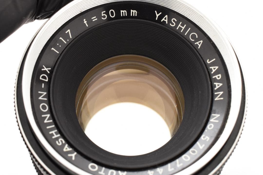 ◎フレア◎ YASHICA YASHINON-DX 50mm F1.7 C041