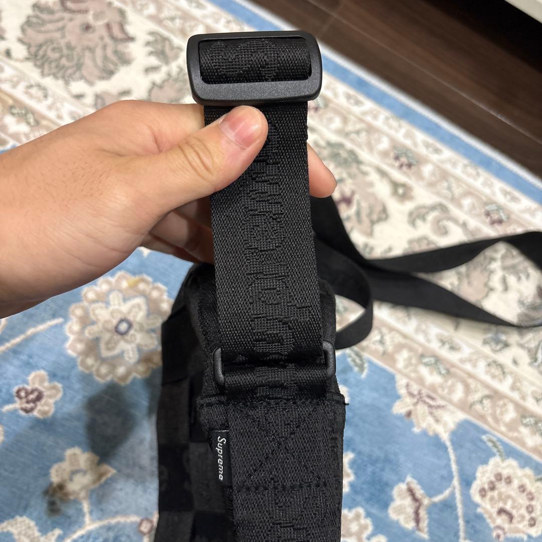 Supreme ブラック ショルダーバッグ