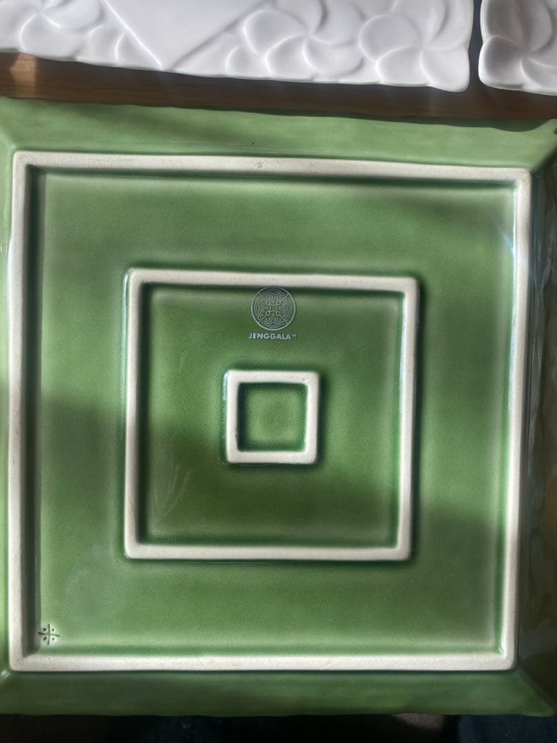 ジェンガラ　お皿　バリ島　７枚セット