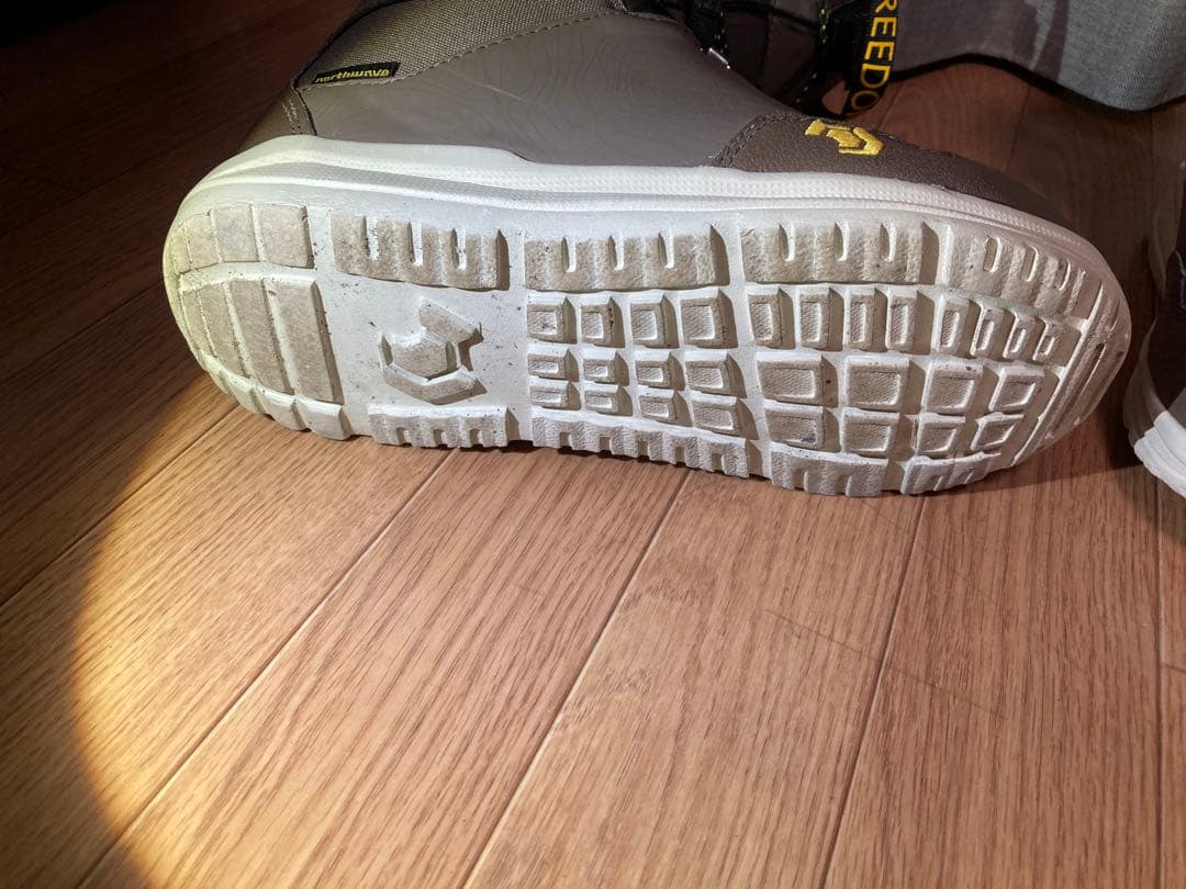 FREEDOM スノーボードブーツ ブラウン/イエロー