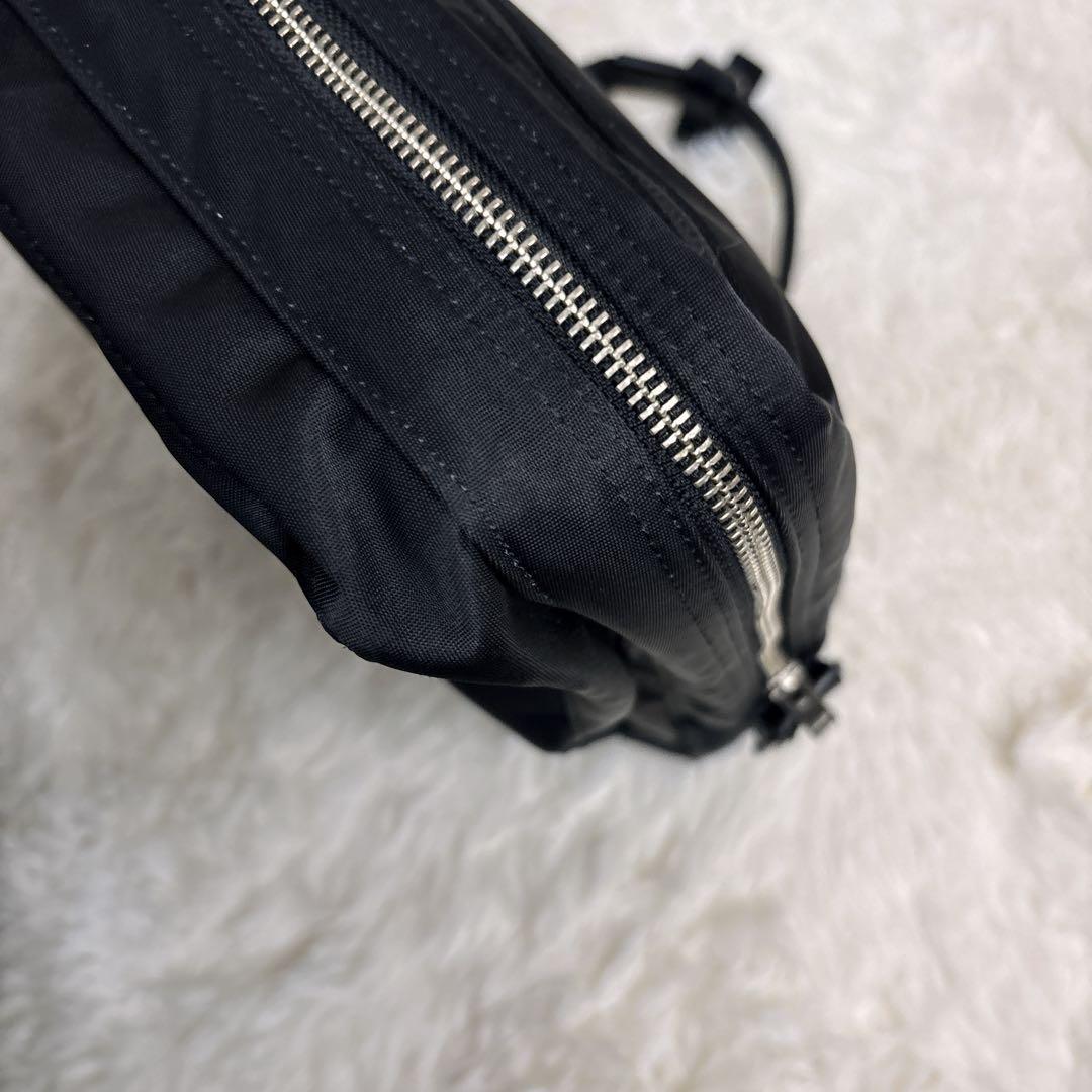 HAKO✨【美品 現行品 】PORTER LIFT ポーター リフト 黒