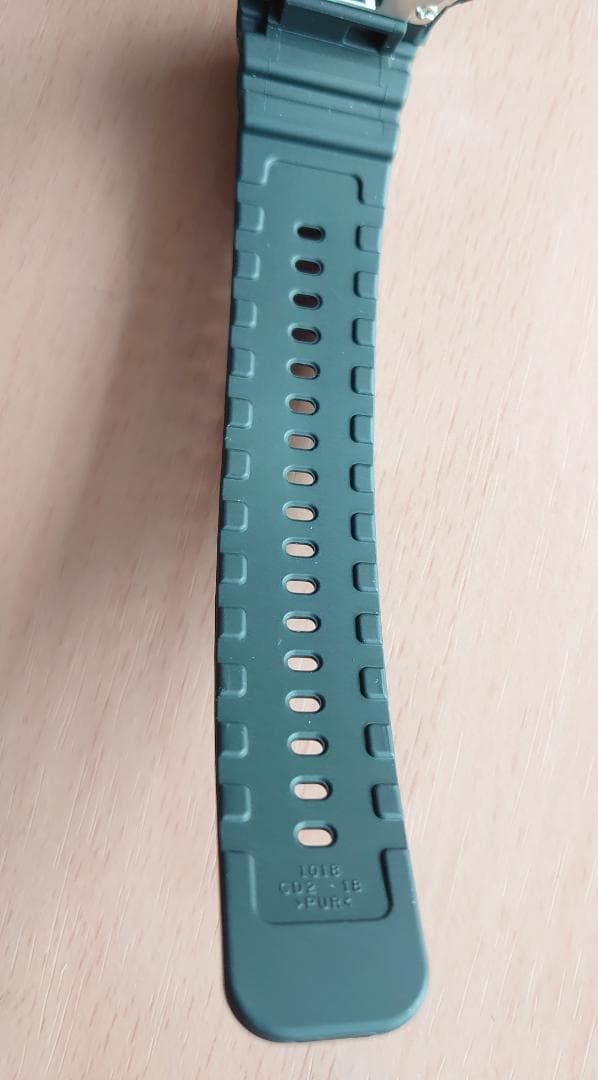 【美品】 G-SHOCK DW-H5600-1JR G-SQUAD 光学式センサ