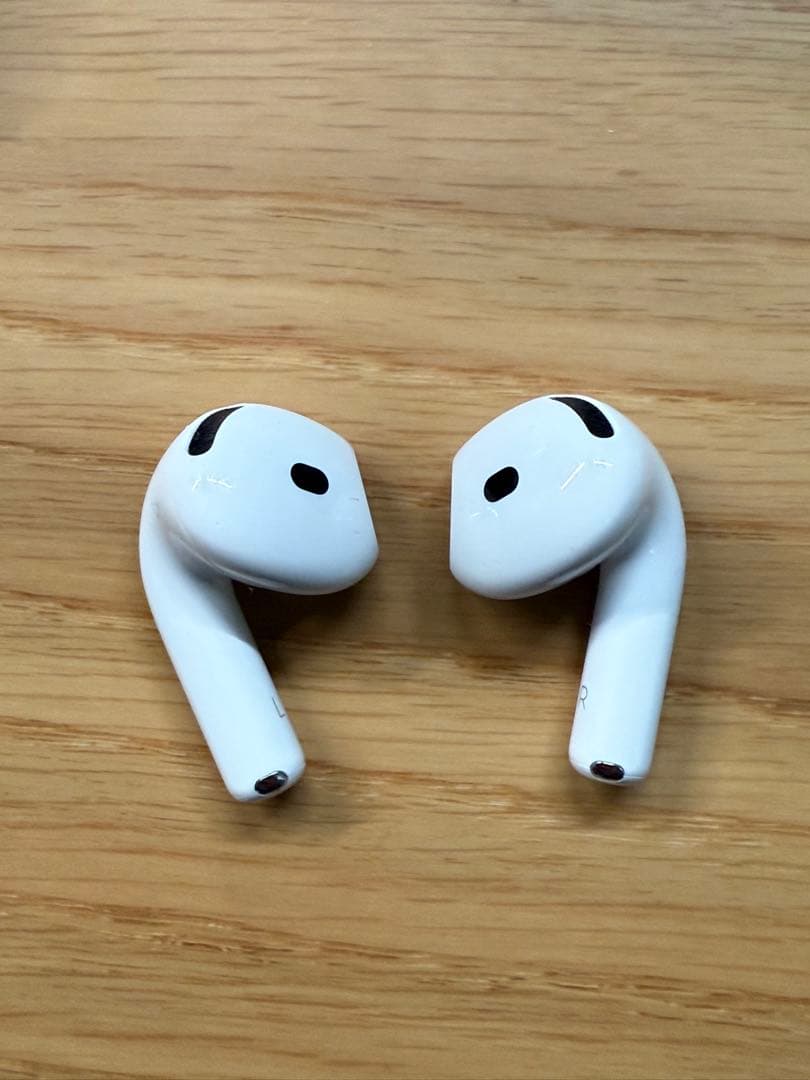 AirPods 4 (ANC) 本体　ノイズキャンセリング搭載