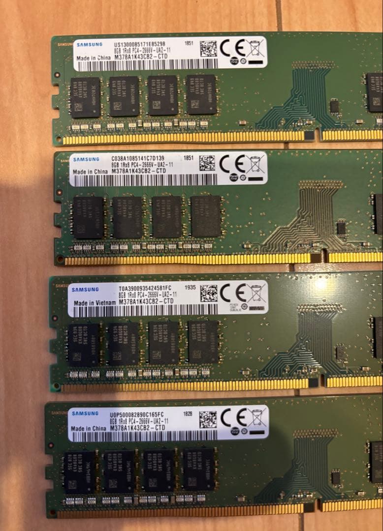SAMSUNG 32G （8GB×4枚) PC4-2666V-UA2メモリ