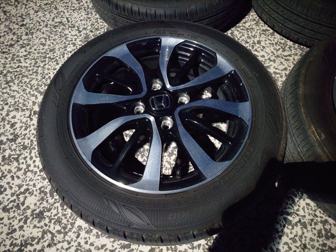 N-BOX　カスタム　純正　ホイール　サマータイヤ　４本