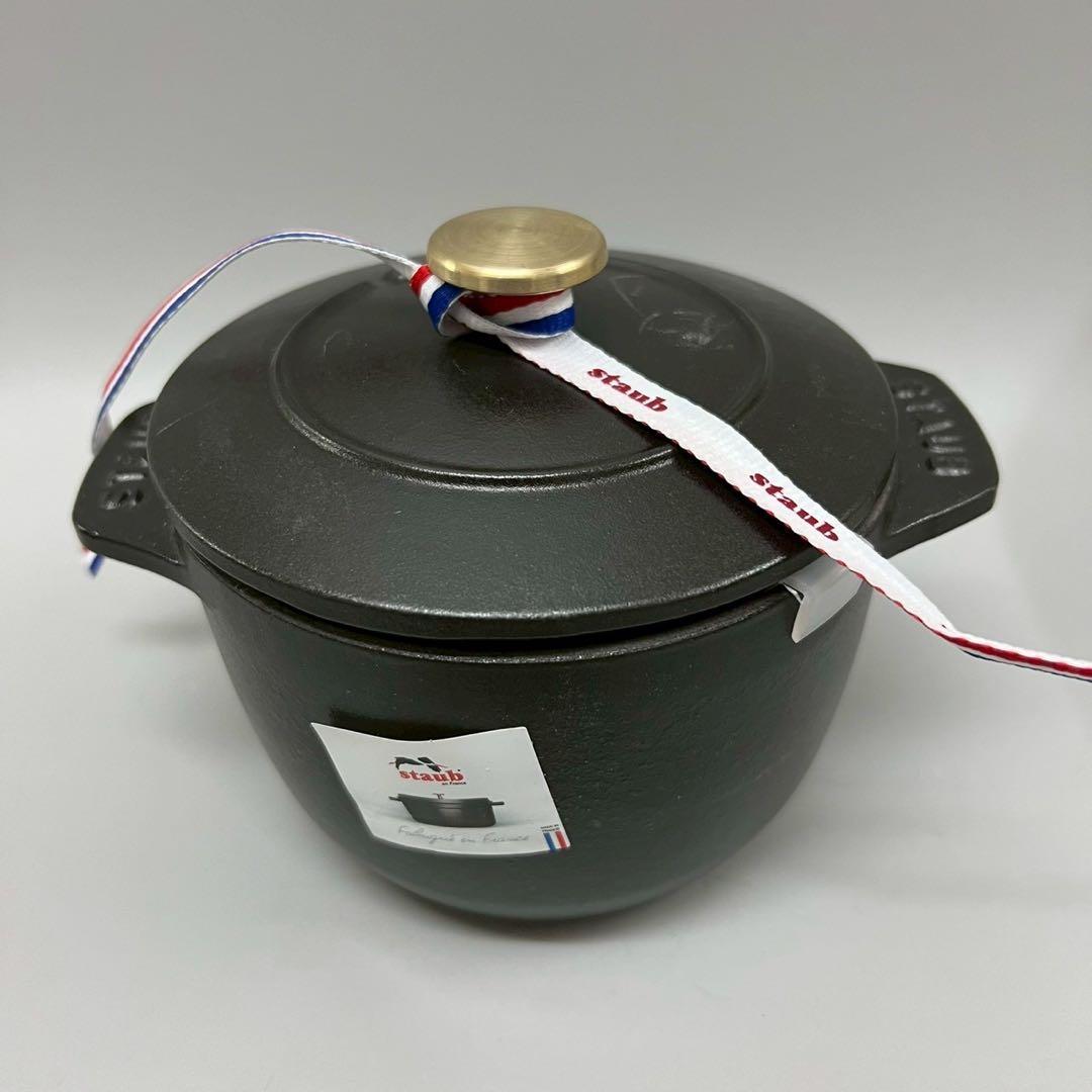 未使用 自宅保管 staub ストウブ ラ ココット デ ゴハン 12cm