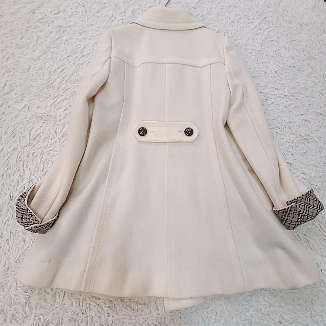 バーバリー・ブルーレーベル 裏ノバチェック コート アイボリー S
