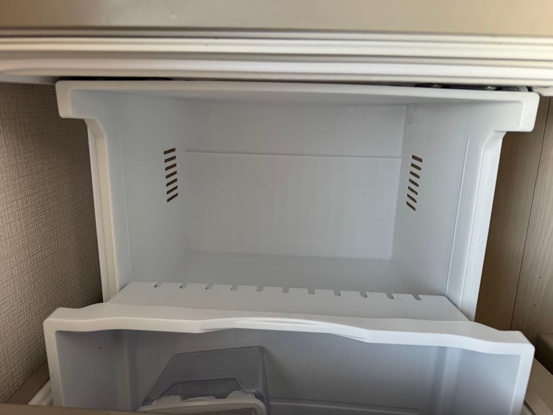 HITACHI 3ドア冷蔵庫 グレー