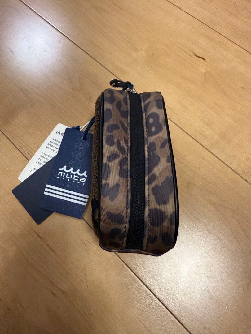 muta ヒョウ柄ポーチ
