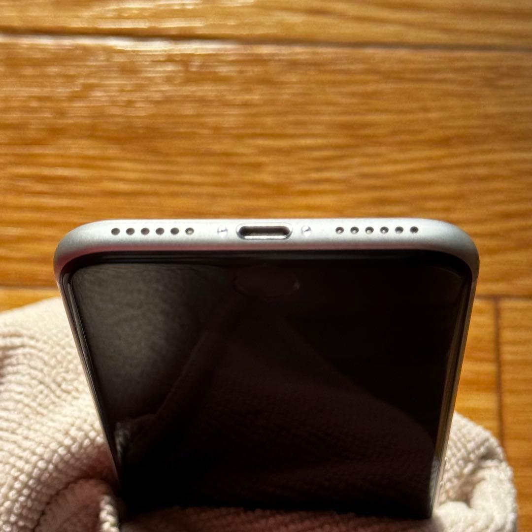 Apple iPhone SE 第2世代 64GB ホワイト SIMフリー