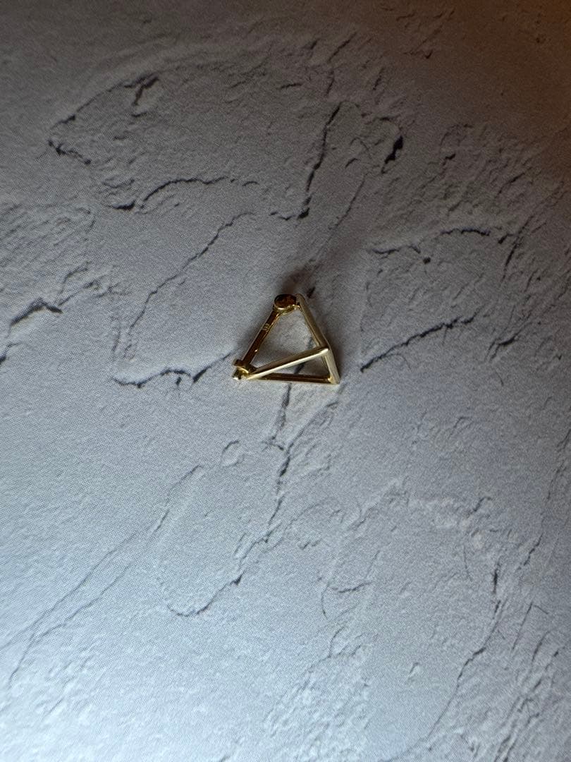 SHIHARA ピアス　トライアングル　アクセサリー