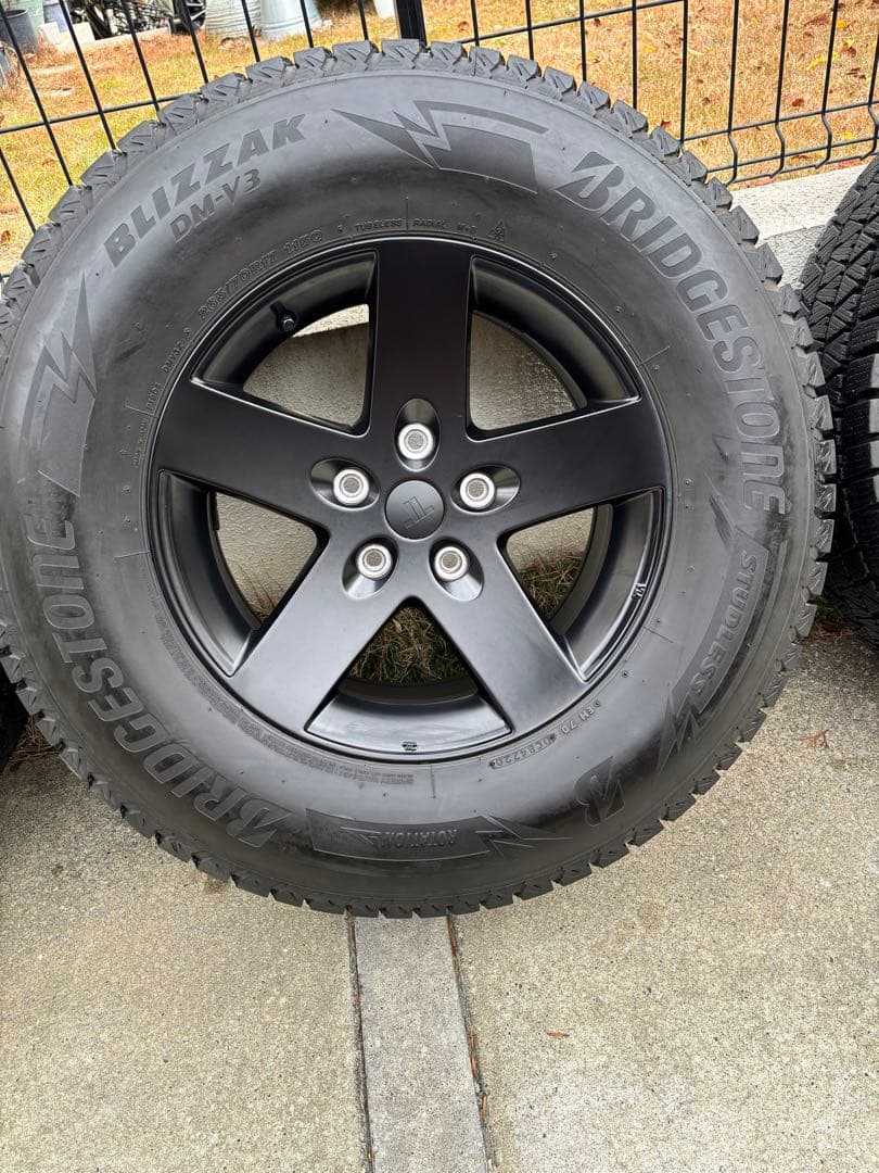 JL/JKラングラー 純正ホイール+スタッドレスタイヤ　4本セット