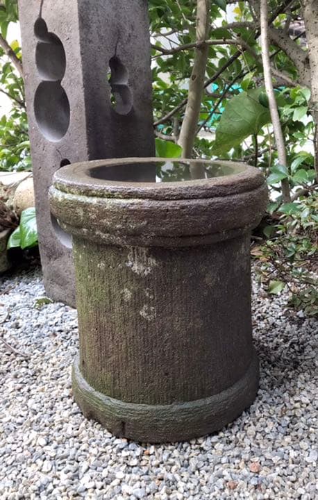 【縁先手水鉢・蹲】造園水石飾り石ガーデニングバードバス箱庭
