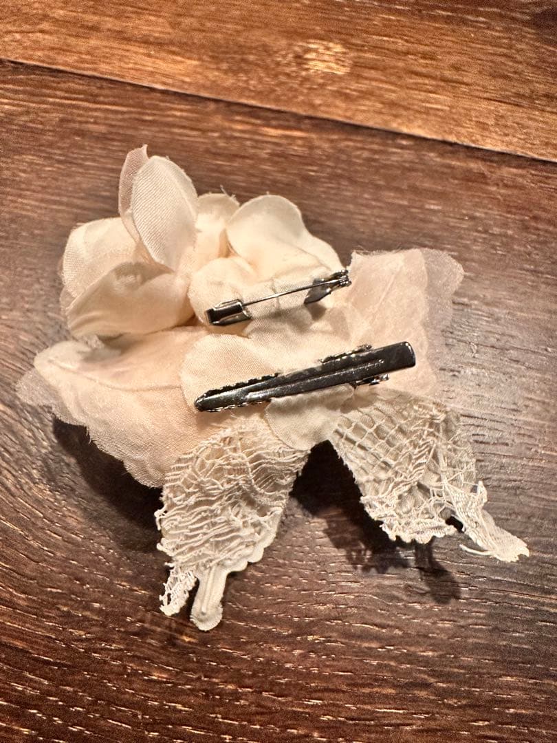 t*s様 メアリーマグダレン ヴィクトリアンメイデン 薔薇と蝶のブローチ兼クリッ