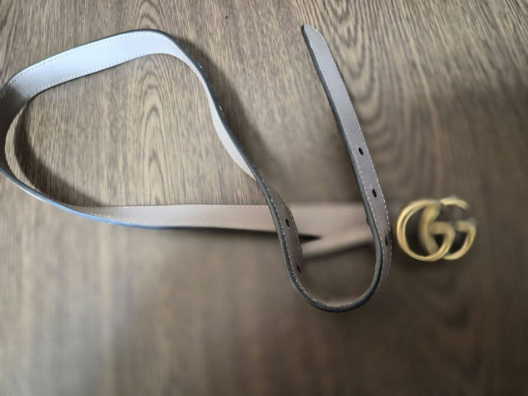 GUCCI ブラウンレザーベルト GGロゴ