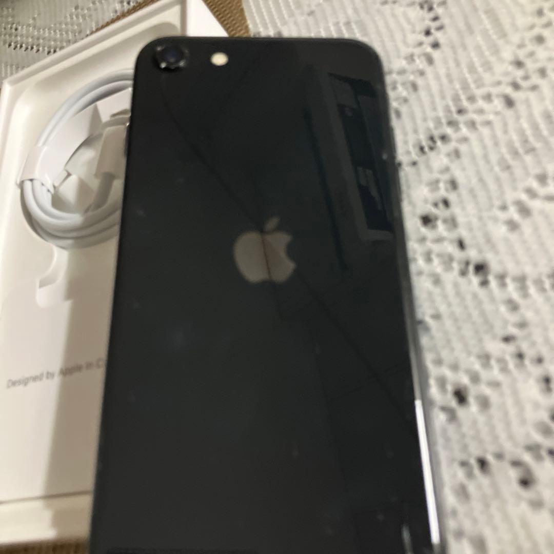 iPhone SE 第2世代 64GB