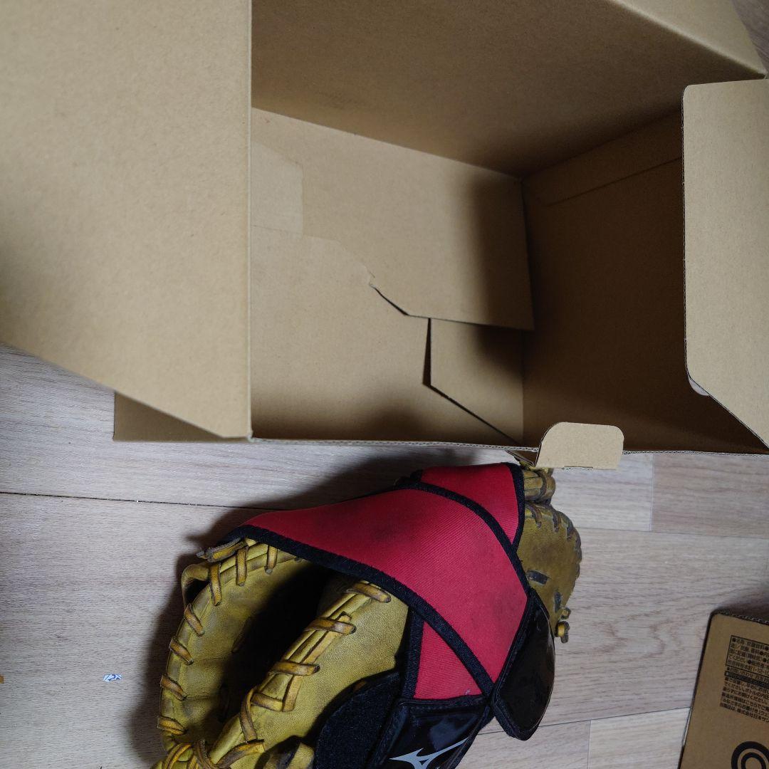 中古　ファーストミット（一塁手用）　新井(AXI)型 右投げ用