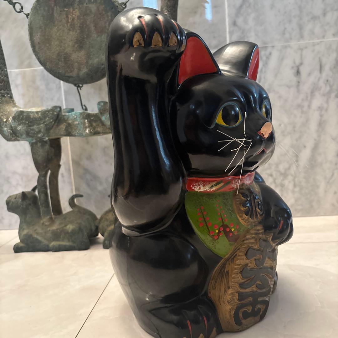 1950-60年代　瞳が美しく雰囲気抜群のふくよかな体型が可愛い特大招き猫