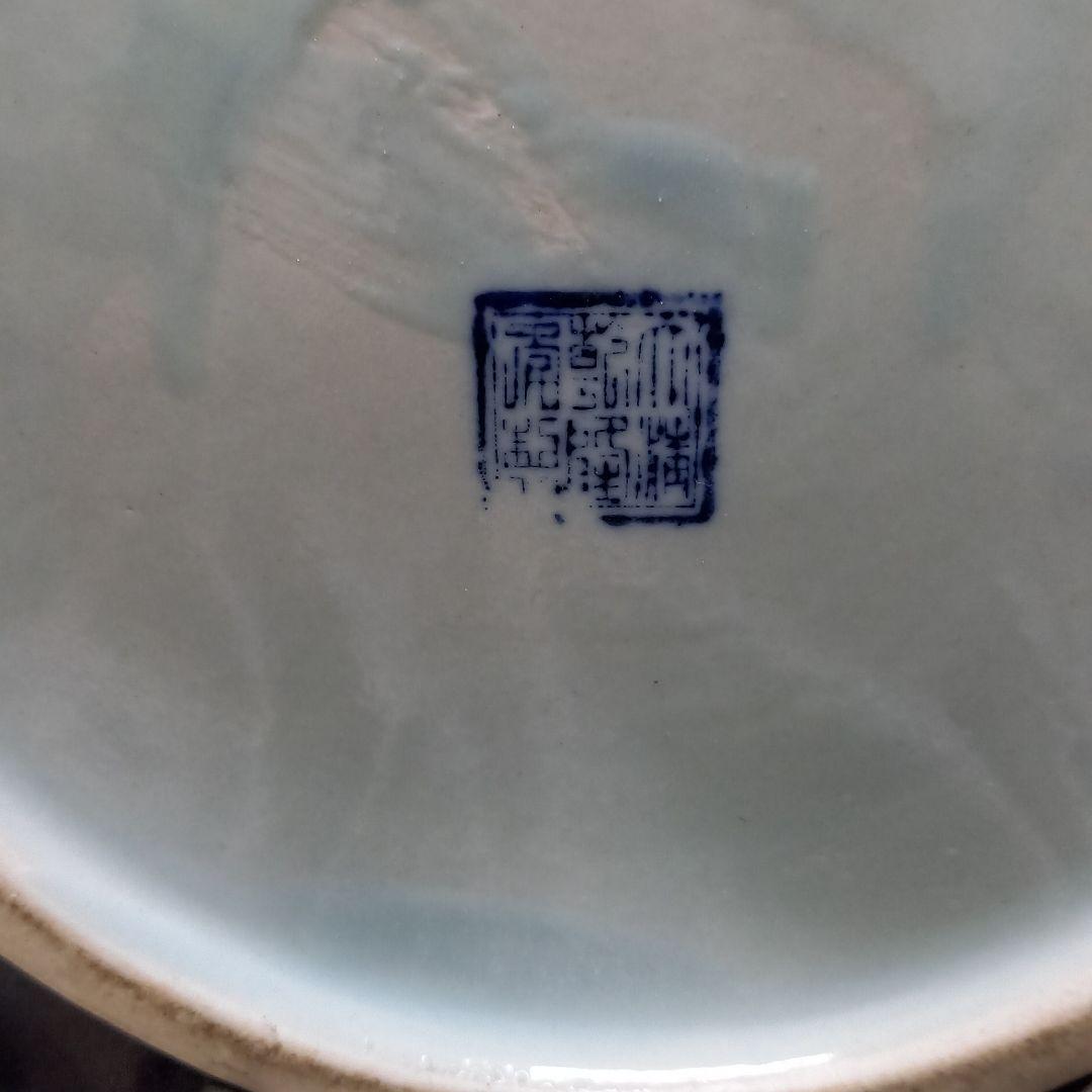 中国青花沈香花瓶