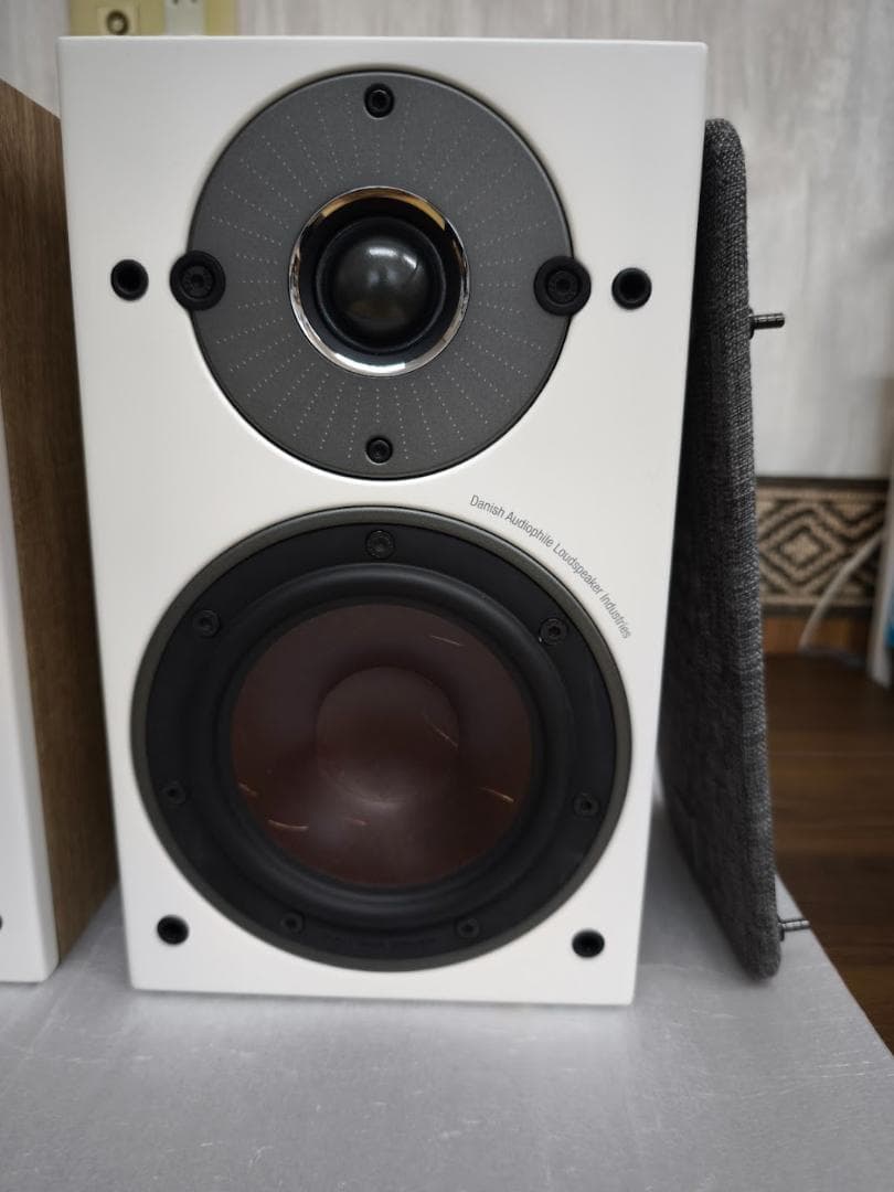 美品！DALI OBERON1（LO/ライトオーク）