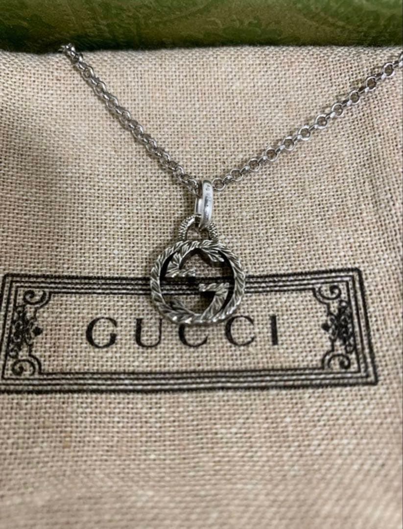 GUCCI ネックレス　紙袋付き