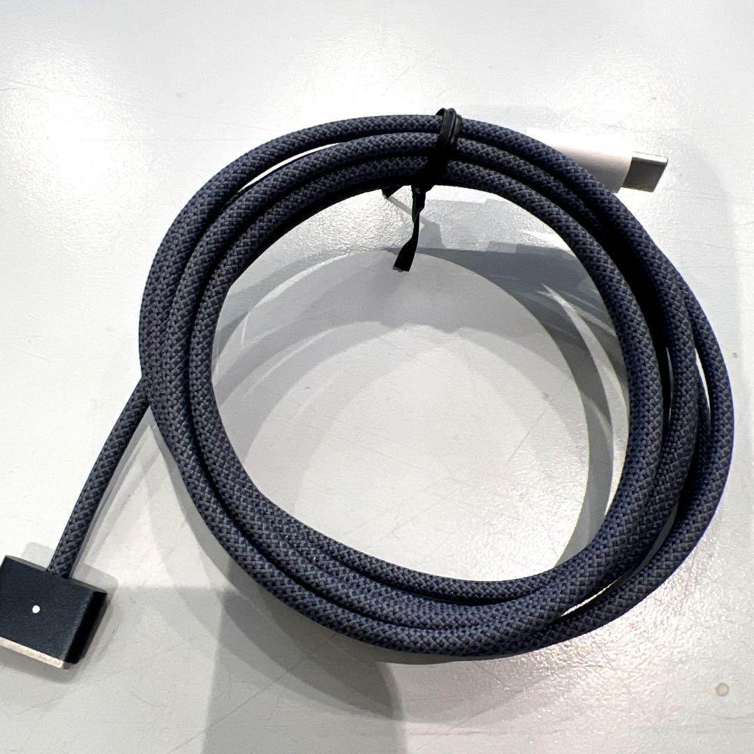 MacBook Air M2（ミッドナイト）