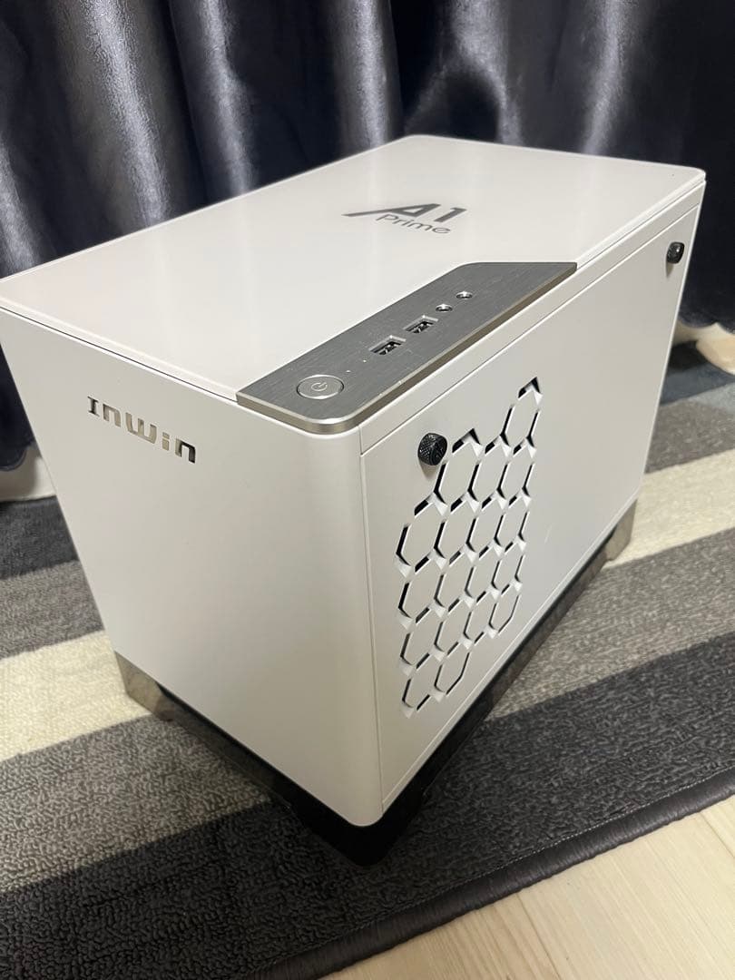 inWin A1 Prime ホワイト PCケース