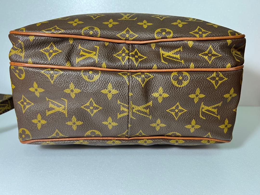 ルイヴィトン　LOUISVUITTON バッグ　ショルダーバッグ