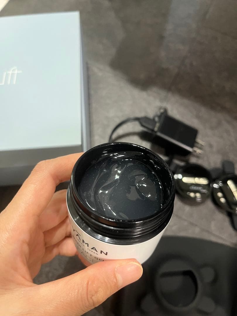 YAMAN Medi Lift プラス　フェイスリフト美容器