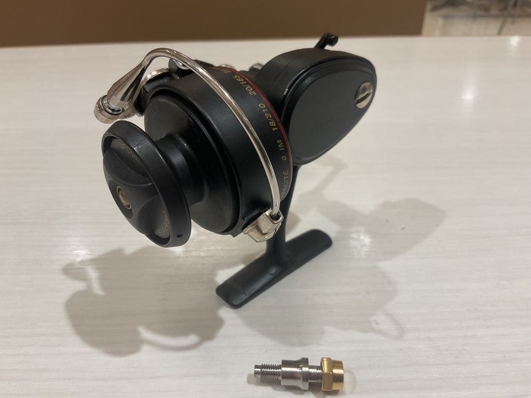 ミッチェル308左ハンドルモデルとハンドルパーツ　ハンドルシャフト