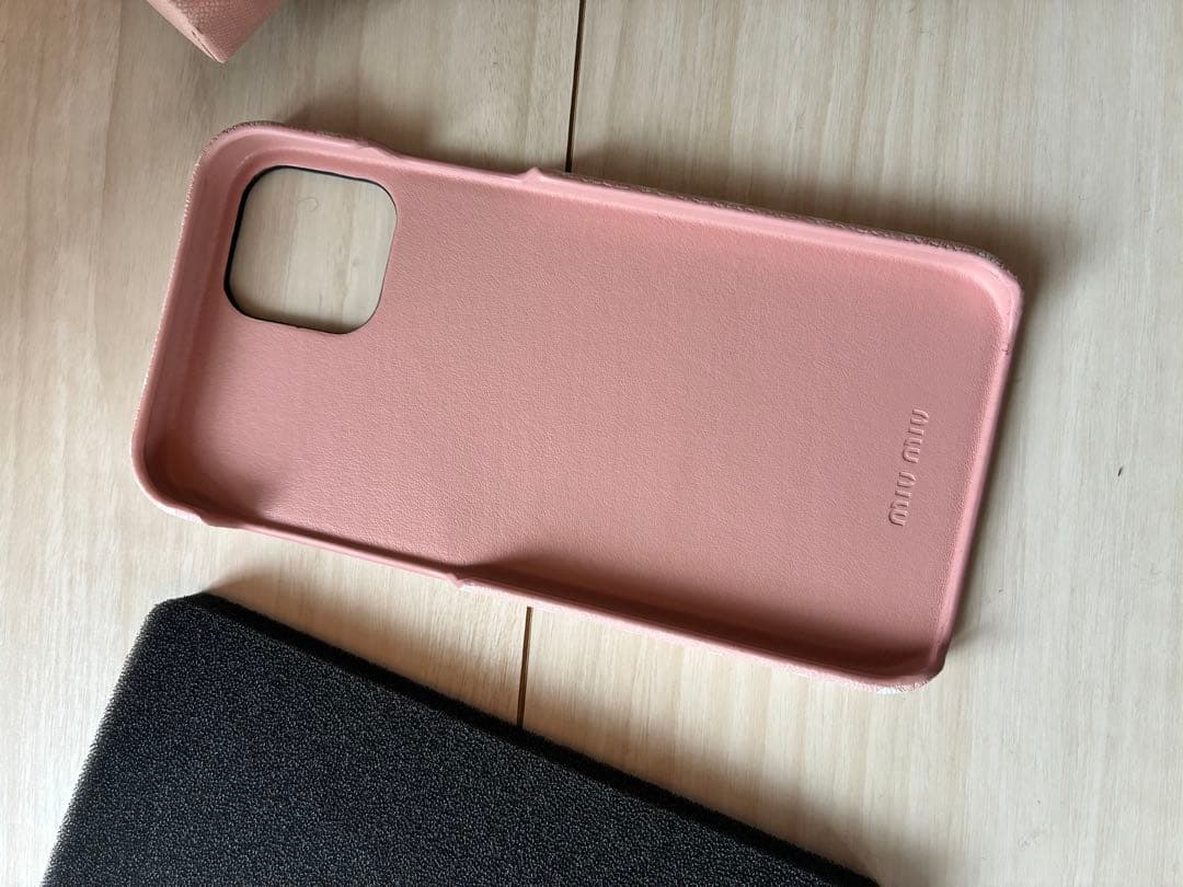 miumiu iPhone12ケース