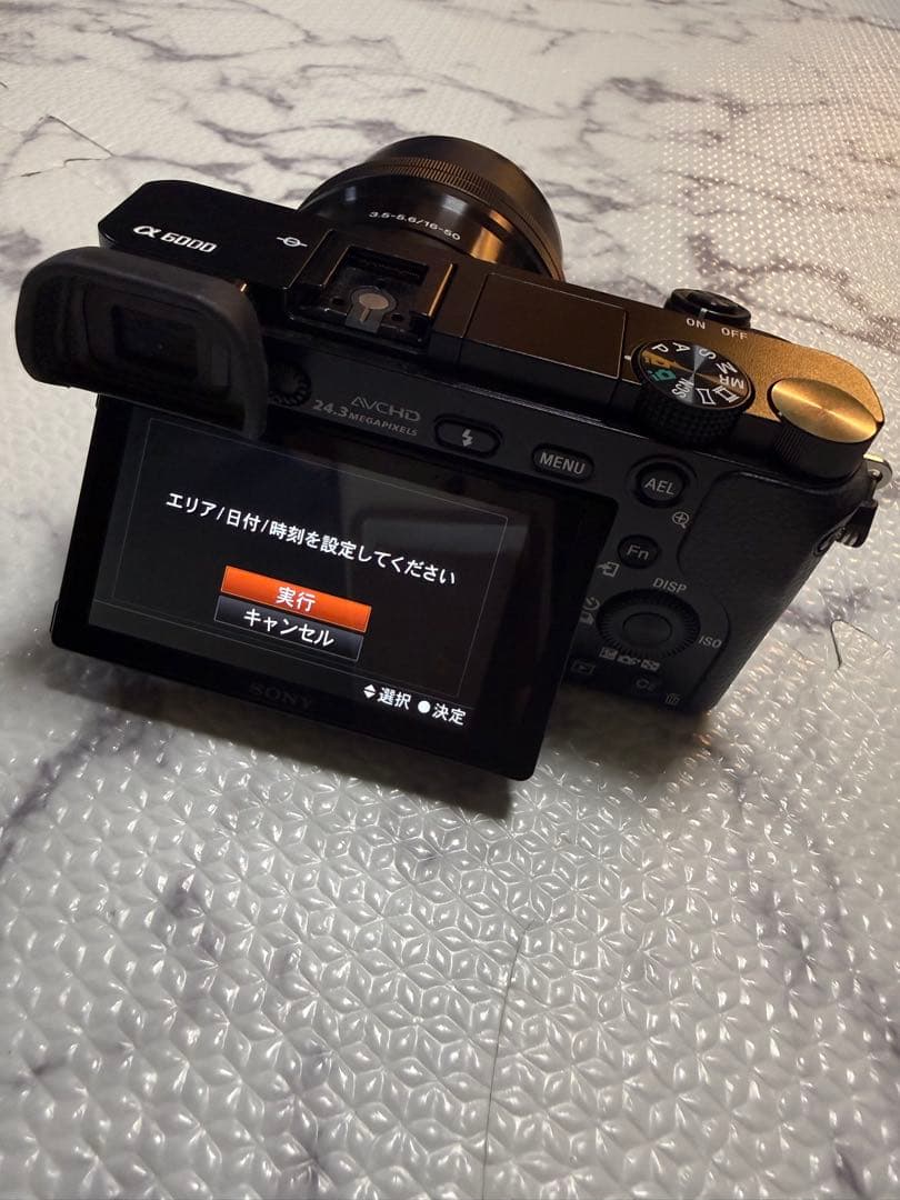 SONY α6000 ダブルズームレンズキット（ILCE-6000Y B）