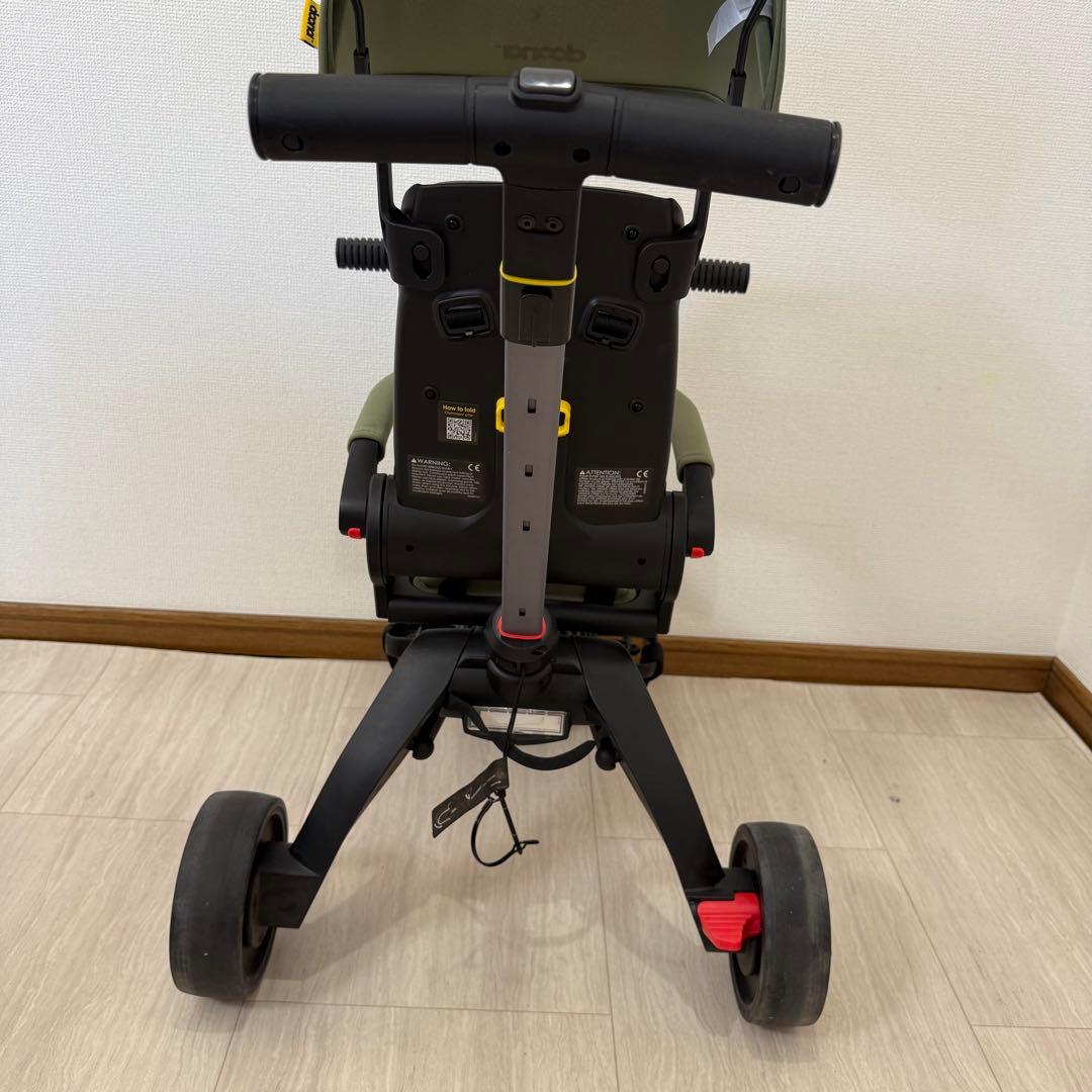 【美品】doonaドゥーナ リキトライク　世界最小 折りたたみ三輪車　カーキ