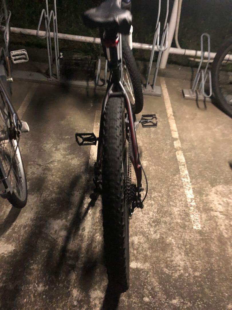 クロスバイク ブラック アルミフレーム