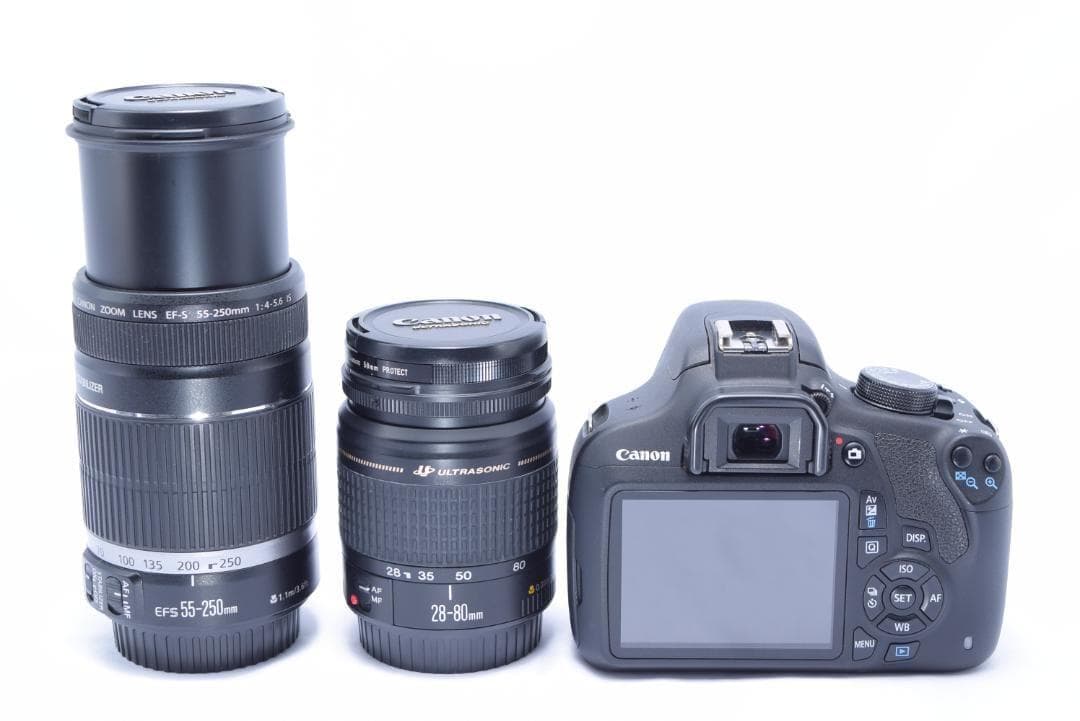 ✨綺麗なボディー✨　Canon EOS Kiss X70 デジタル一眼レフカメラ