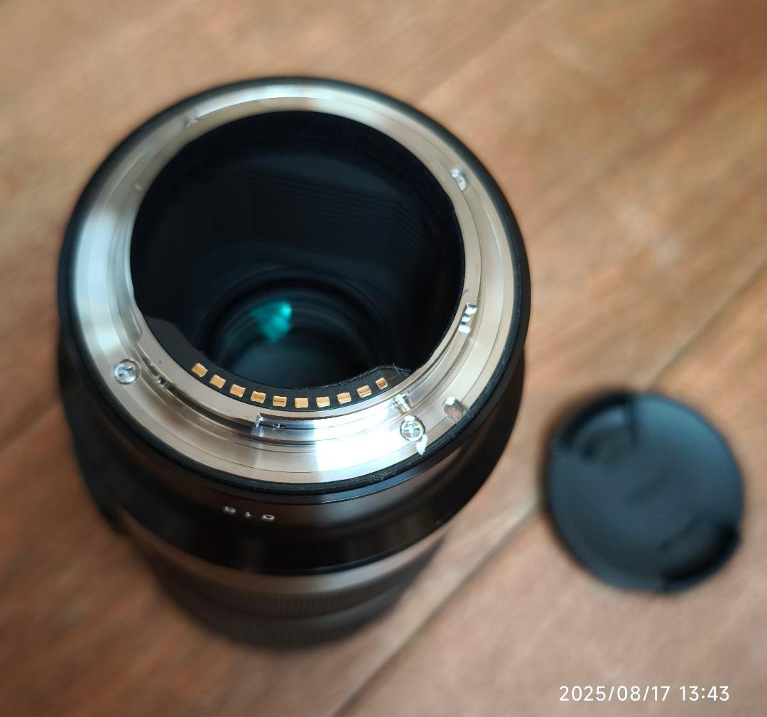 SIGMA 70mm f2.8 DG MACRO 49ミリ径　ソニーEマウント用