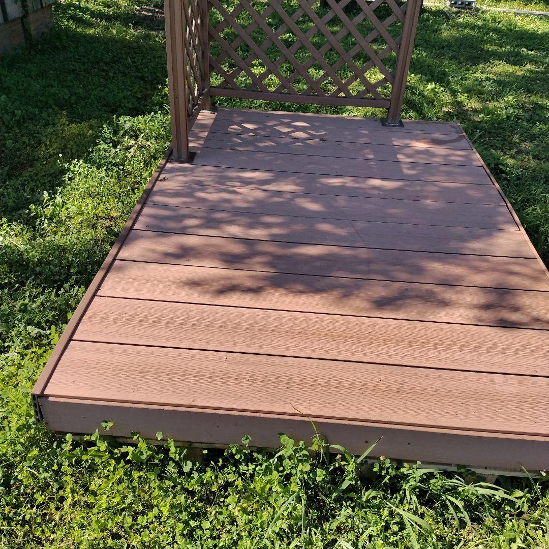 大型　ウッドデッキ　デッキ　人工木　樹脂　フェンス付き　耐久性　引き取り　岩手