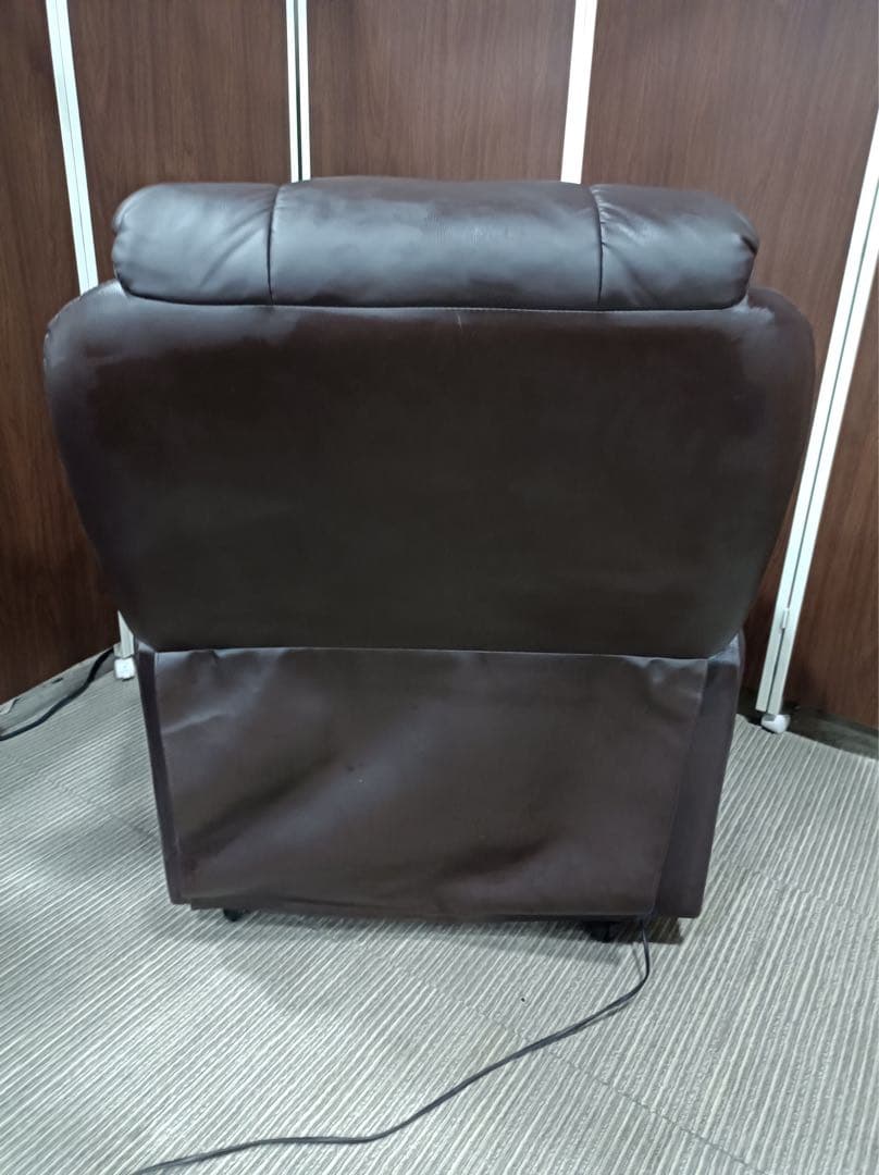 八6402【SHIFFON】シフォン 電動リクライニングソファ(キャスター付)