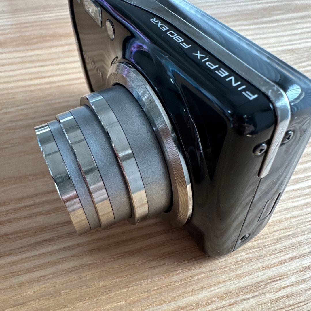 動作品 FUJIFILM FinePix F80EXR デジタルカメラ ブラック