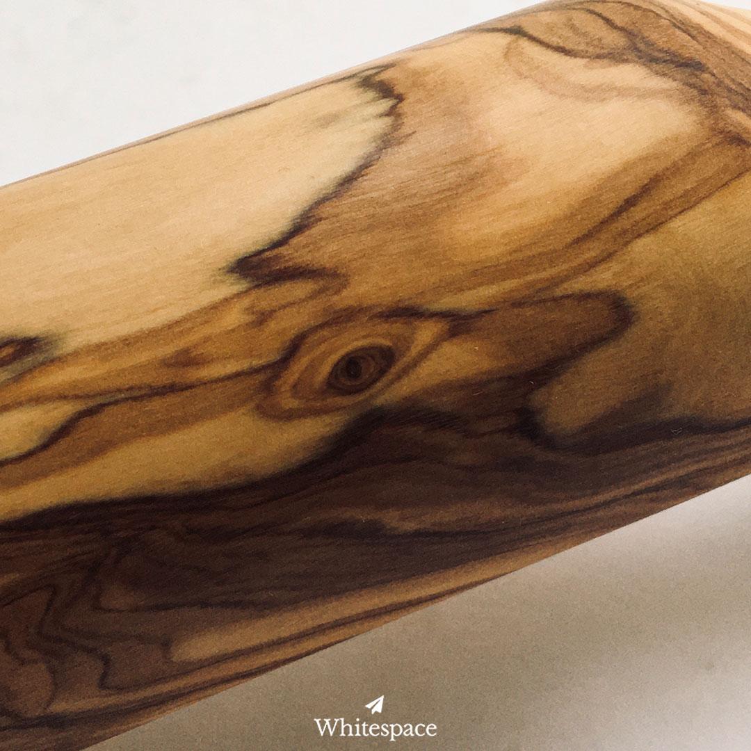 大自然を道具として使う。オリーブウッドで作られためん棒/ローリングピン425新品