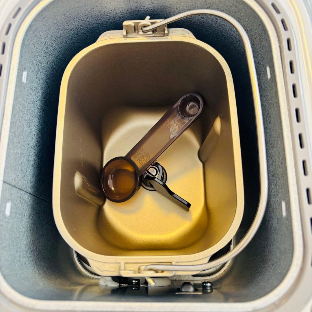 2024年製Panasonic コンパクトホームベーカリーSD-CB1