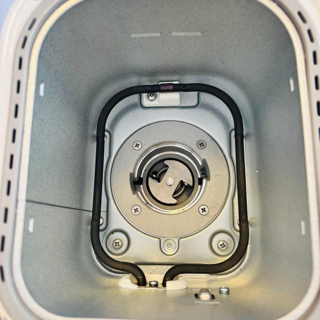 2024年製Panasonic コンパクトホームベーカリーSD-CB1