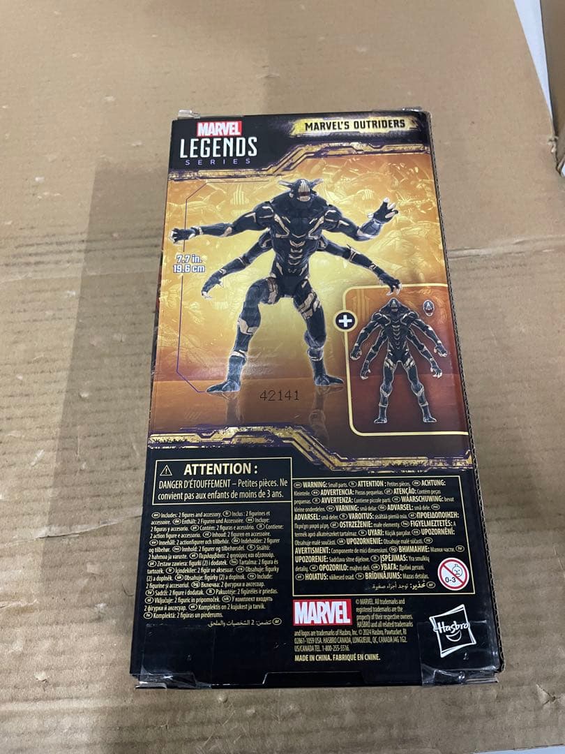 アウトライダーズ アベンジャーズ インフィニティ ウォーコレクティブル