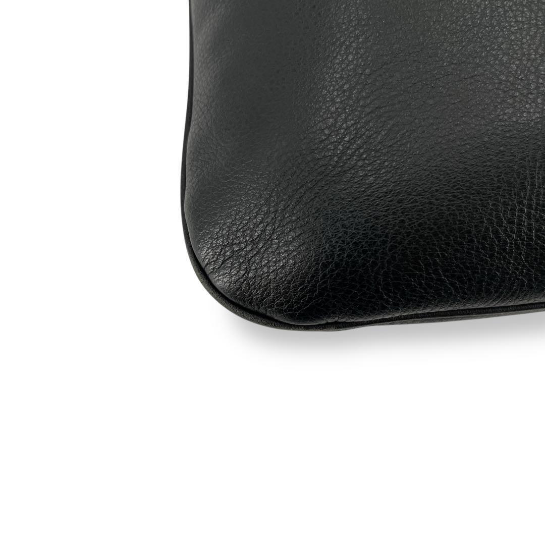 良品　ロエベ　アナグラムロゴ　サコッシュ　ショルダーバッグ　ブラック　レザー