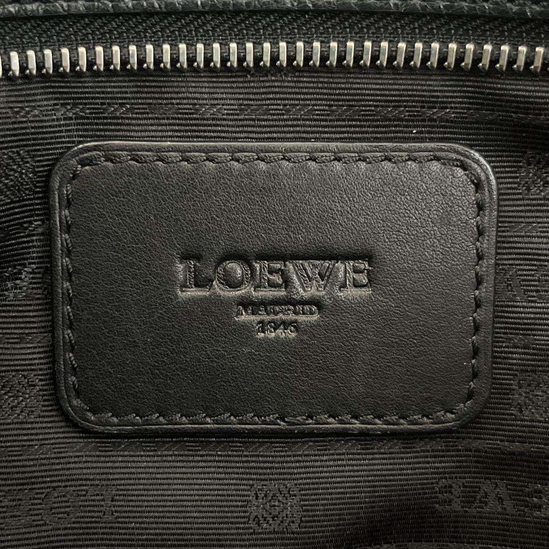 良品　ロエベ　アナグラムロゴ　サコッシュ　ショルダーバッグ　ブラック　レザー