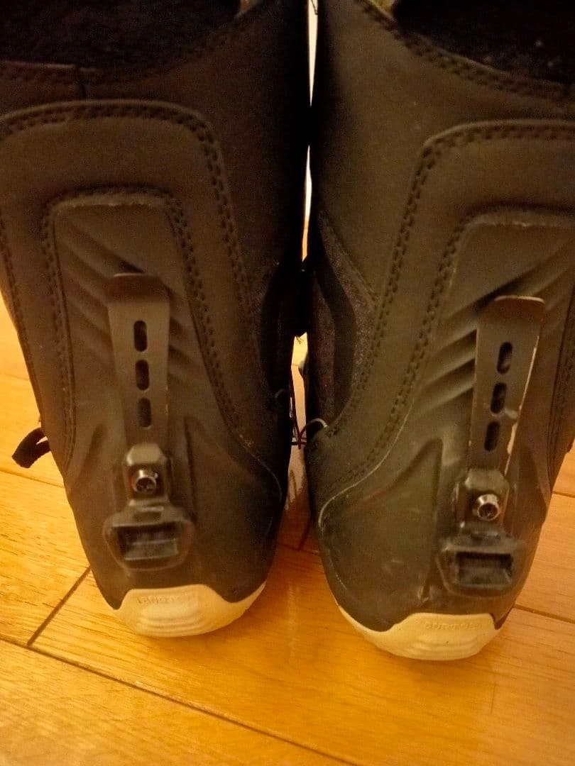 更に値下げ！スノーボードブーツとビンディングBURTONステップオンセット