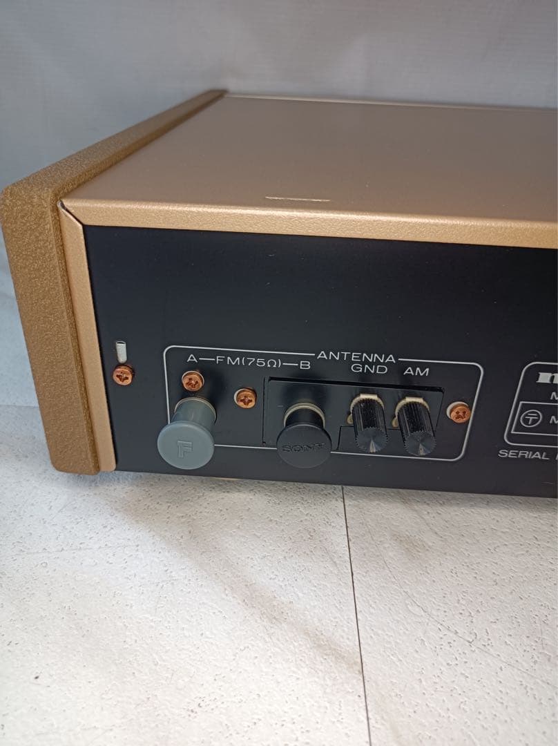 八6235【美品】marantz マランツ チューナー ST-50