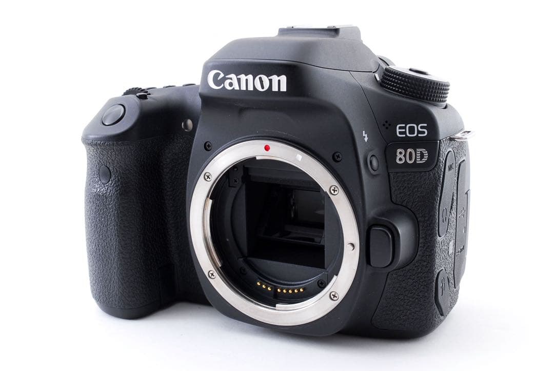 デジタル一眼レフカメラ　Canon EOS 6D Mark II
