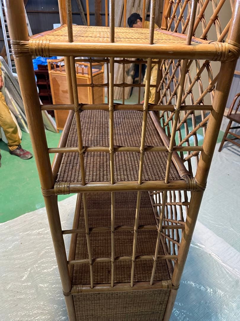 ラタン製オープンシェルフ