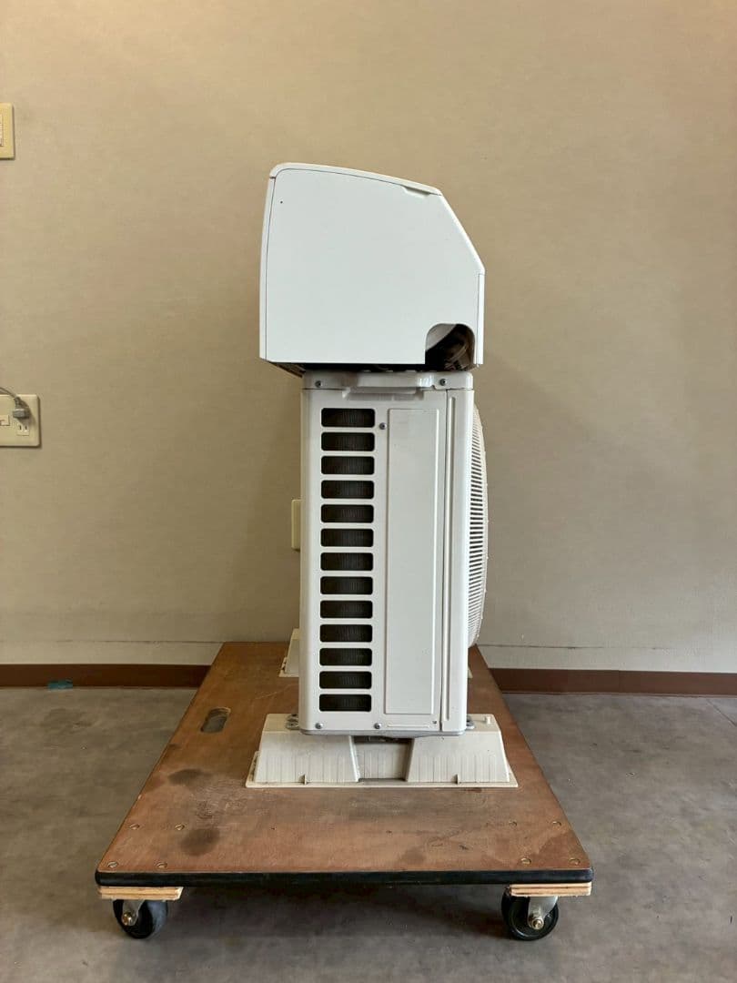 1972 パナソニック【CS-220DFL-W】2020年 6畳 エアコン 中古